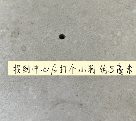 垦利瓷砖空鼓维修公司专业解答在瓷砖铺贴过程中，如果砂料搅拌不均匀，将会带来以下问题